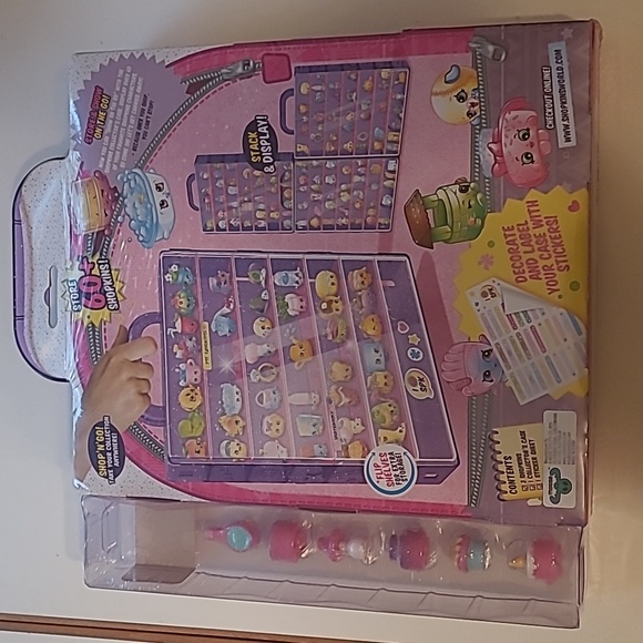 NWT/NIB Shopkins Season 5 Carrying Case with 2 Exclusive Glitz Characters - Picture 3 of 12